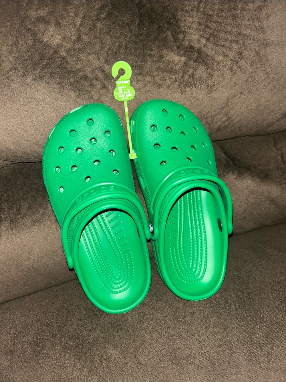 CROCS Kids Classic Clog in Bright Green